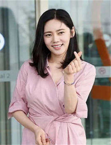 《美女黄图大全》